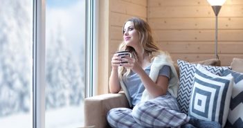 Was hilft bei Magenschmerzen? Hausmittel und Tipps